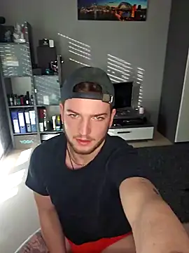 Snapshot of Sexynoah chatting on January 2025 01:24:02 PM Sexynoah online show from January 2025 01:24:02 PM