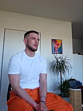 Snapshot of Sexynoah chatting on January 2025 12:56:01 PM Sexynoah online show from January 2025 12:56:01 PM