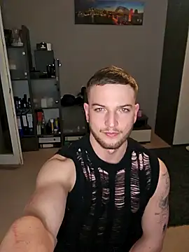Snapshot of Sexynoah chatting on January 2025 10:41:01 PM Sexynoah online show from January 2025 10:41:01 PM