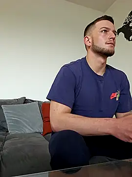 Snapshot of Sexynoah chatting on February 2025 12:03:02 PM Sexynoah online show from February 2025 12:03:02 PM