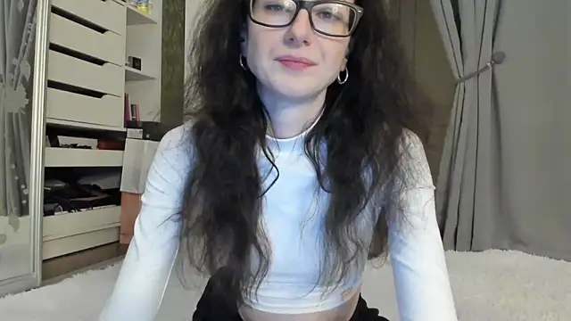 Baby Jewel online show from November 2025 11:11:01 AM