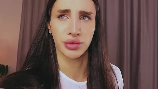 Snapshot of Kim_Oberlin_ chatting on November 2025 11:32:02 AM Kim Oberlin online show from November 2025 11:32:02 AM