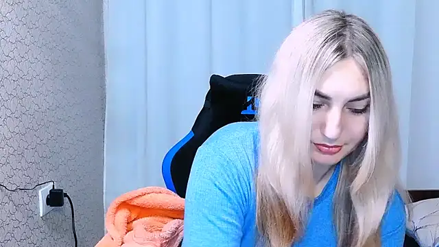 Snapshot of JaneLaJewel chatting on November 2025 06:19:02 PM JaneLaJewel online show from November 2025 06:19:02 PM