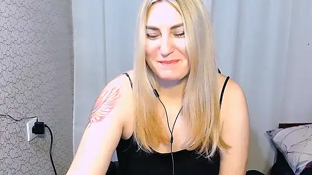 Snapshot of JaneLaJewel chatting on November 2025 02:59:02 PM JaneLaJewel online show from November 2025 02:59:02 PM