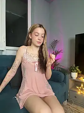 Sweet Evva online show from January 2025 06:54:02 PM