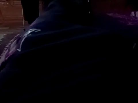 Snapshot of ich411983 chatting on November 2025 11:18:01 PM ich411983 online show from November 2025 11:18:01 PM