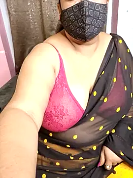 Cute Bellaa online show from March 2025 06:50:01 PM