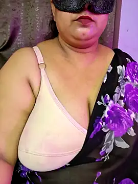 Cute Bellaa online show from March 2025 10:06:02 AM