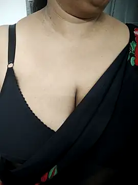 Cute Bellaa online show from September 2025 06:26:02 AM