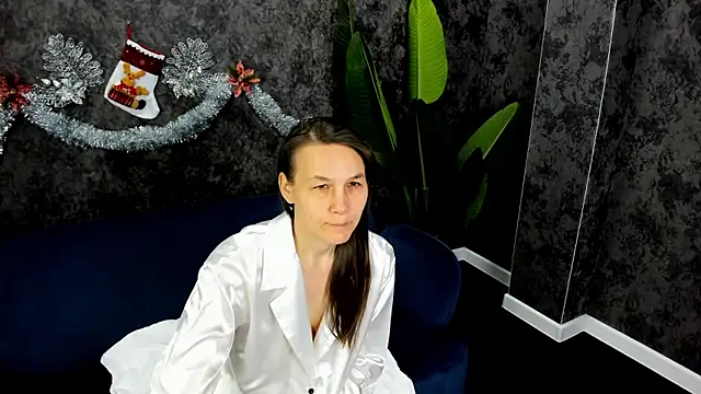 Lillian White online show from December 2024 01:13:01 AM