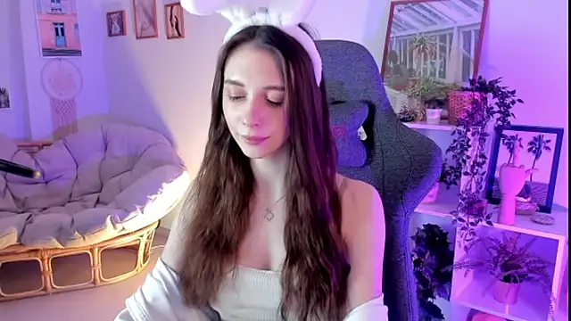 AveAngela online show from December 2024 09:22:01 AM