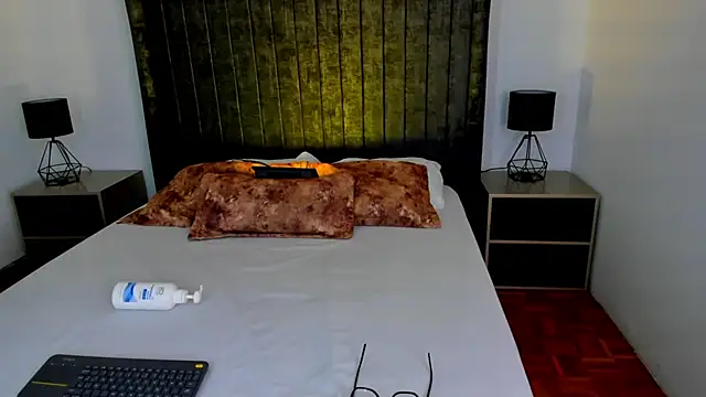 NataGarcia online show from January 2025 02:30:02 PM