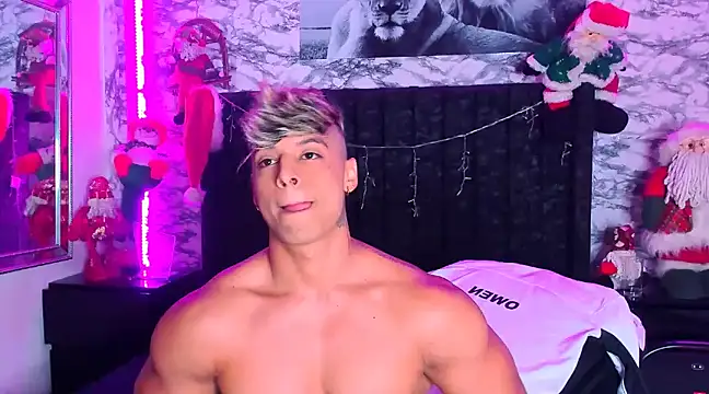 Owen Muzcle online show from December 2024 12:22:02 AM