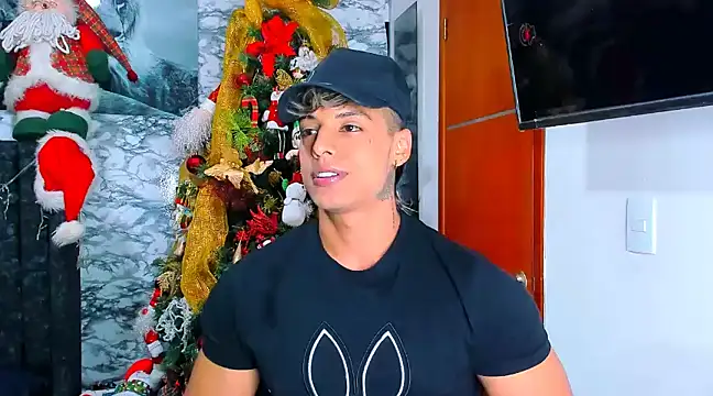 Owen Muzcle online show from December 2024 01:18:02 AM