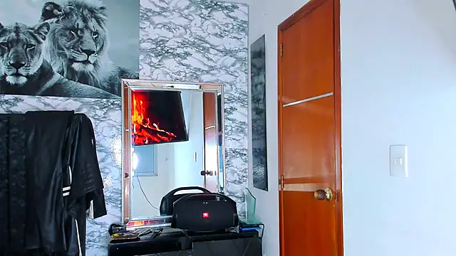 Owen Muzcle online show from February 2025 02:26:02 AM