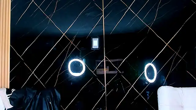 Owen Muzcle online show from November 2025 02:22:01 AM