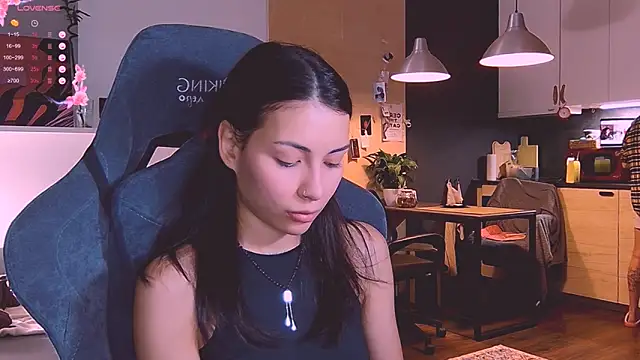 Snapshot of KatiKate chatting on October 2025 05:13:02 PM KatiKate online show from October 2025 05:13:02 PM