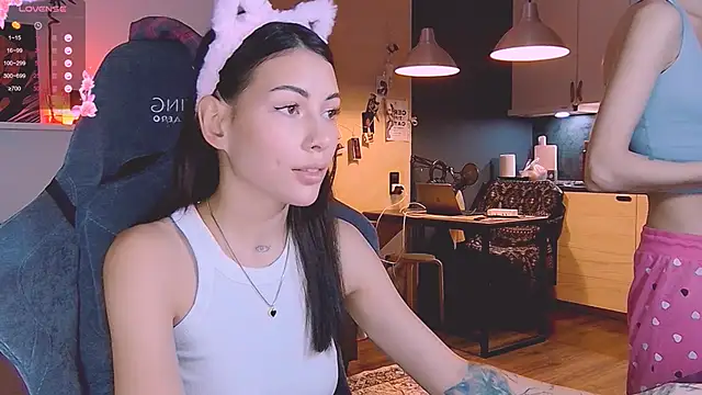 Snapshot of KatiKate chatting on October 2025 05:15:02 PM KatiKate online show from October 2025 05:15:02 PM