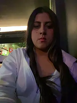 Snapshot of girl_anni chatting on February 2025 05:29:01 AM girl anni online show from February 2025 05:29:01 AM