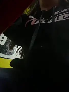 Snapshot of girl_anni chatting on February 2025 01:13:01 AM girl anni online show from February 2025 01:13:01 AM