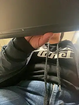 Snapshot of girl_anni chatting on February 2025 02:04:01 AM girl anni online show from February 2025 02:04:01 AM