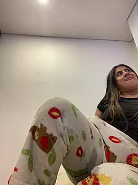 Snapshot of girl_anni chatting on February 2025 03:28:01 AM girl anni online show from February 2025 03:28:01 AM