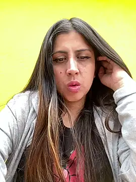 Snapshot of girl_anni chatting on February 2025 04:59:01 PM girl anni online show from February 2025 04:59:01 PM