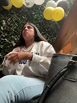 Snapshot of girl_anni chatting on March 2025 08:05:01 PM girl anni online show from March 2025 08:05:01 PM