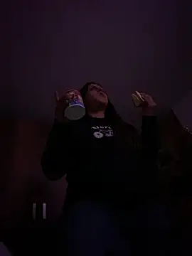 Snapshot of girl_anni chatting on March 2025 03:19:01 AM girl anni online show from March 2025 03:19:01 AM