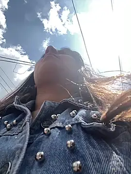 Snapshot of girl_anni chatting on March 2025 06:16:01 PM girl anni online show from March 2025 06:16:01 PM