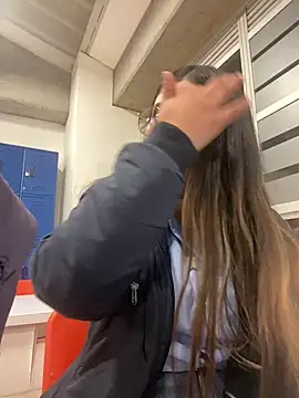 Snapshot of girl_anni chatting on March 2025 01:02:02 AM girl anni online show from March 2025 01:02:02 AM