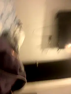 Snapshot of girl_anni chatting on September 2025 12:34:01 AM girl anni online show from September 2025 12:34:01 AM