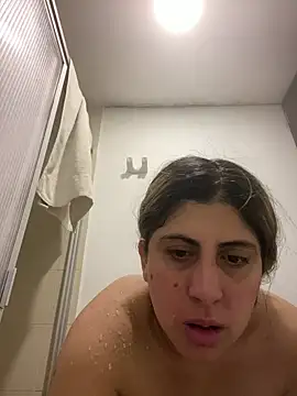 Snapshot of girl_anni chatting on September 2025 11:01:02 AM girl anni online show from September 2025 11:01:02 AM