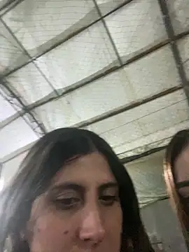 Snapshot of girl_anni chatting on October 2025 03:28:01 AM girl anni online show from October 2025 03:28:01 AM