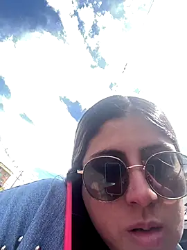 Snapshot of girl_anni chatting on November 2025 03:47:02 PM girl anni online show from November 2025 03:47:02 PM