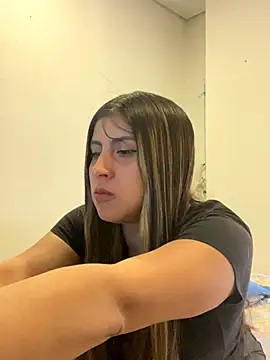 Snapshot of girl_anni chatting on November 2025 05:02:02 PM girl anni online show from November 2025 05:02:02 PM