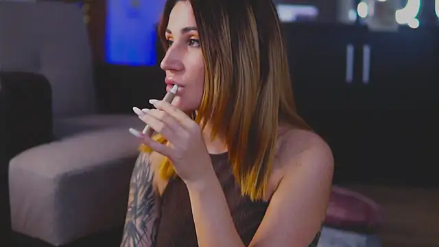 Snapshot of KimSkyex chatting on January 2025 05:31:01 AM KimSkyex online show from January 2025 05:31:01 AM