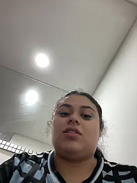 alissonfernandez  online show from January 2025 10:51:01 PM