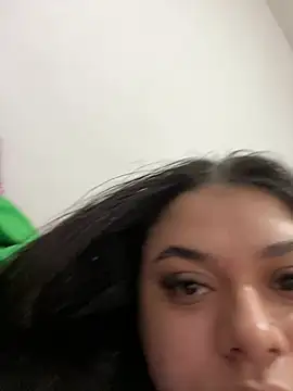 alissonfernandez  online show from January 2025 03:06:01 PM