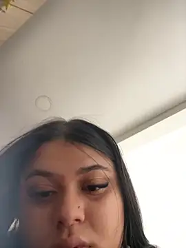 alissonfernandez  online show from January 2025 09:04:02 PM