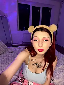 Alissa kiss online show from December 2024 04:17:01 PM