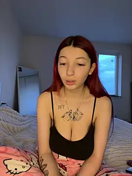 Alissa kiss online show from December 2024 02:31:02 PM