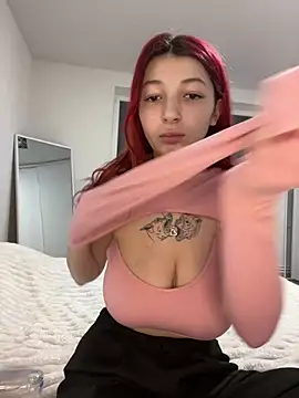 Alissa kiss online show from December 2024 03:06:01 PM