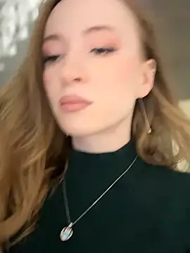 Snapshot of _AngelMoon_ chatting on October 2025 03:56:01 AM AngelMoon online show from October 2025 03:56:01 AM