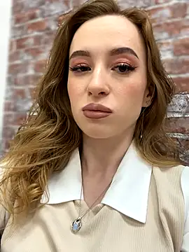 Snapshot of _AngelMoon_ chatting on October 2025 03:37:02 AM AngelMoon online show from October 2025 03:37:02 AM