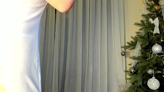 LunaMystyque online show from January 2025 05:07:02 PM