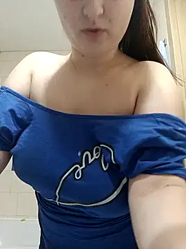 Snapshot of kila_lo chatting on January 2025 02:03:02 AM kila lo online show from January 2025 02:03:02 AM