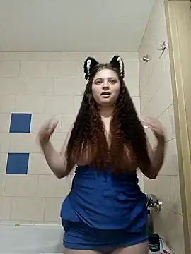 Snapshot of kila_lo chatting on January 2025 01:38:01 PM kila lo online show from January 2025 01:38:01 PM