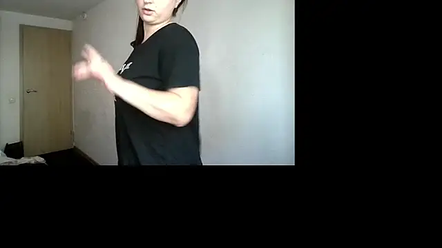 Snapshot of kila_lo chatting on November 2025 12:13:01 PM kila lo online show from November 2025 12:13:01 PM