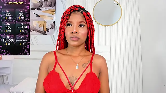 Sara Lewwis online show from March 2025 03:05:02 PM